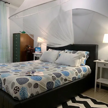 La Rosa Volante By World * Génova